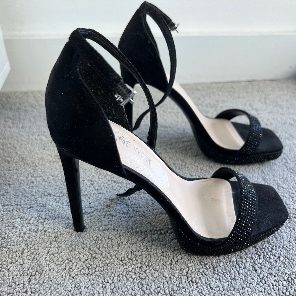 Nine West  heels sandals